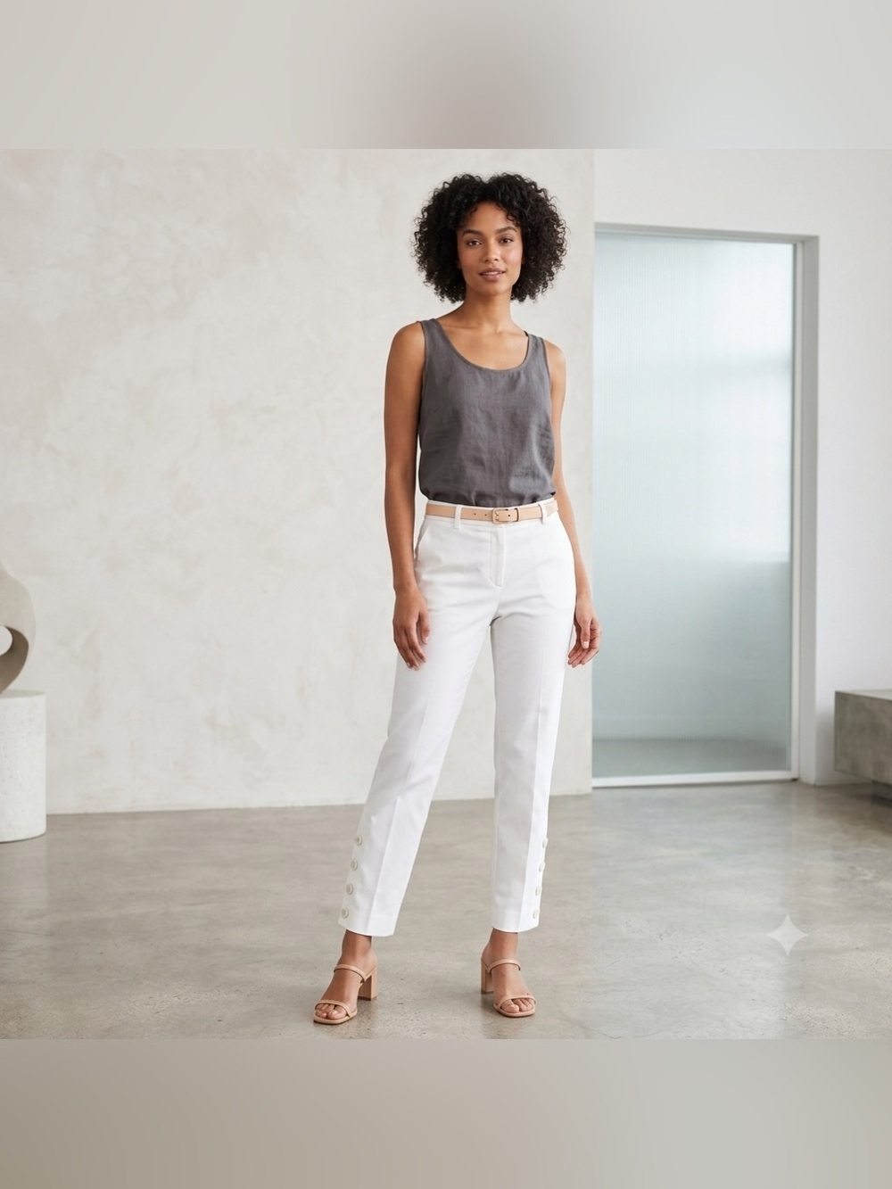 Worth New York White Button-Detail Hem Slim Fit Pants Size 6